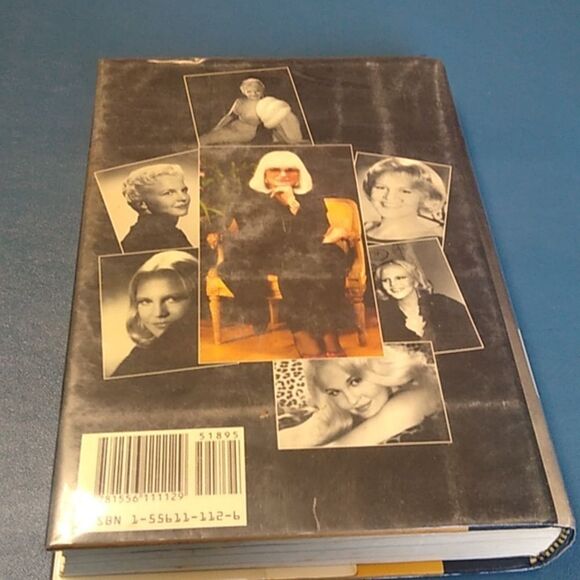 Miss Peggy Lee Autobiography Book - Picture 7 of 7